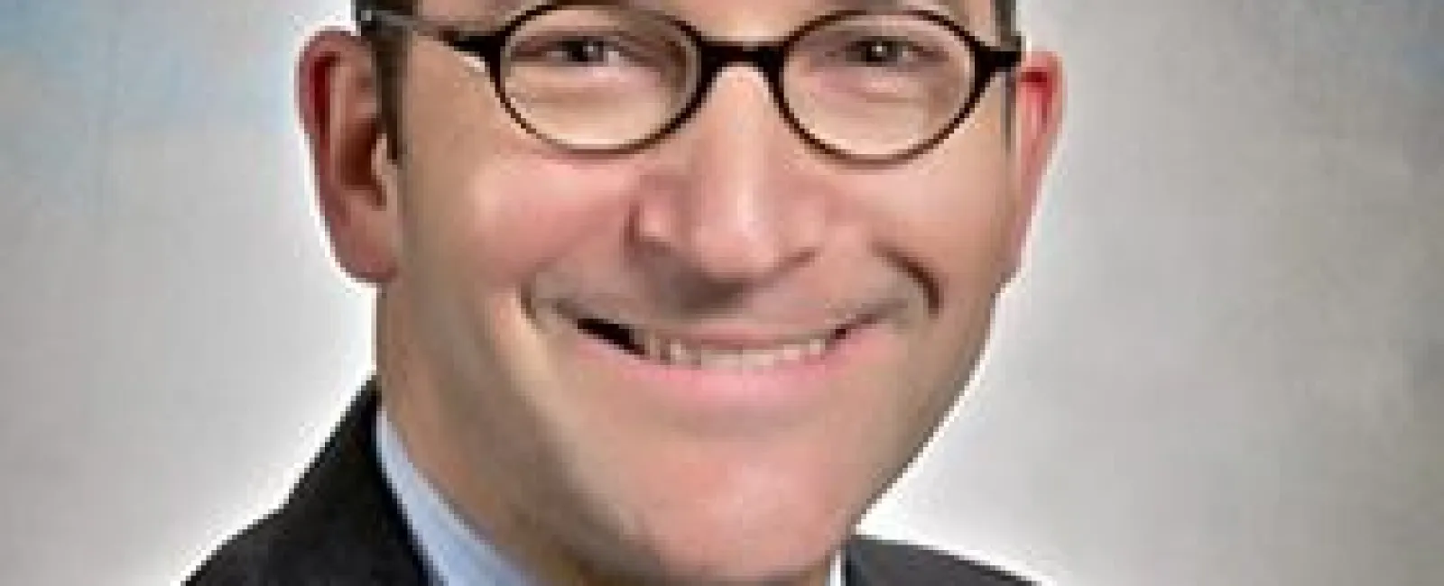 When to Seek Treatment for Elbow Bursitis