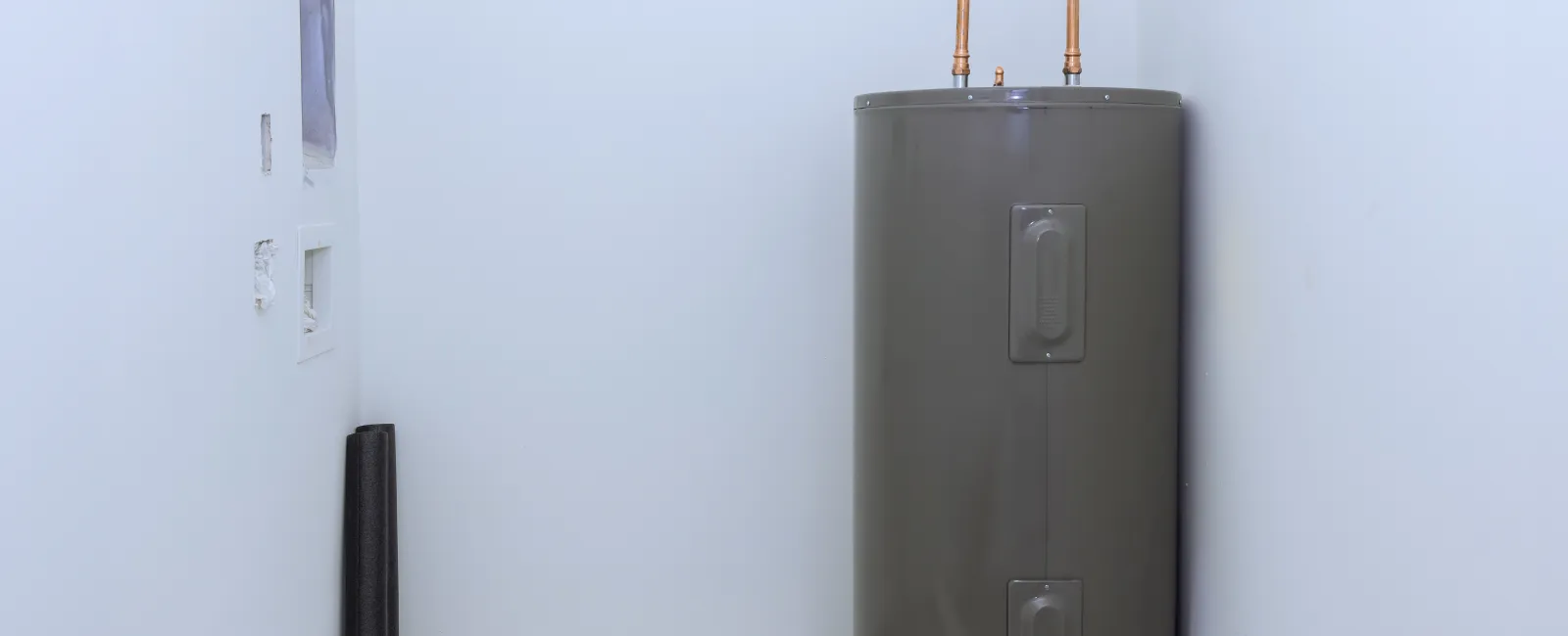 a metal cylinder in a room