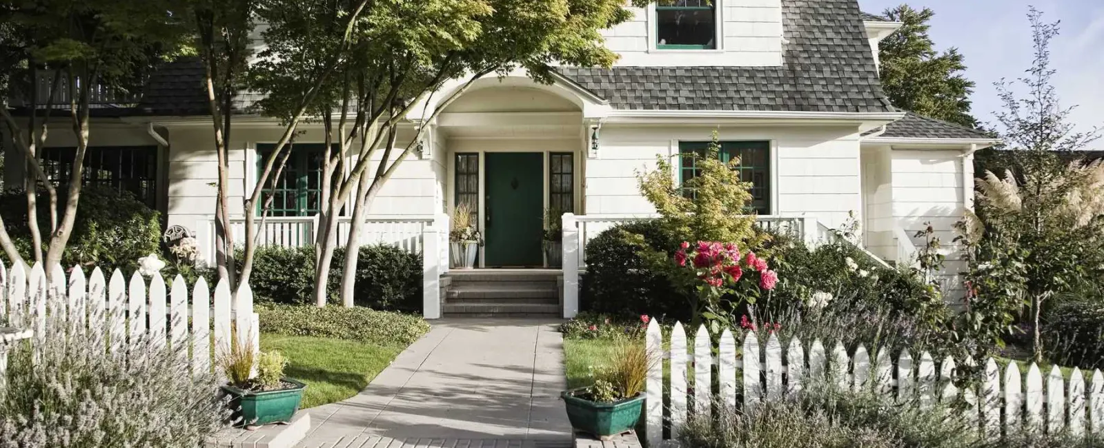 5 Signs It’s Time to Repaint Your Home’s Exterior