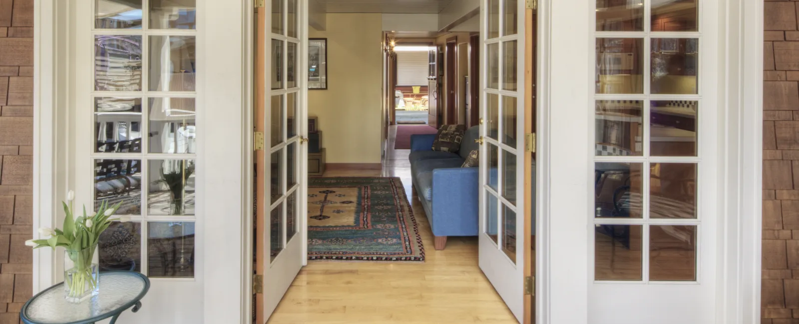 How to Choose the Best Patio Door for Your Outdoor Space
