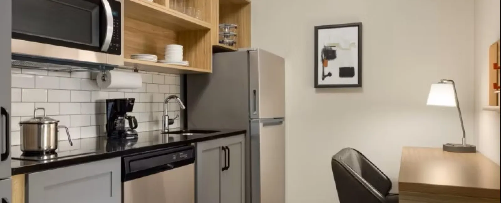 Candlewood Suites by IHG Guest Kitchen Millwork and Quartz