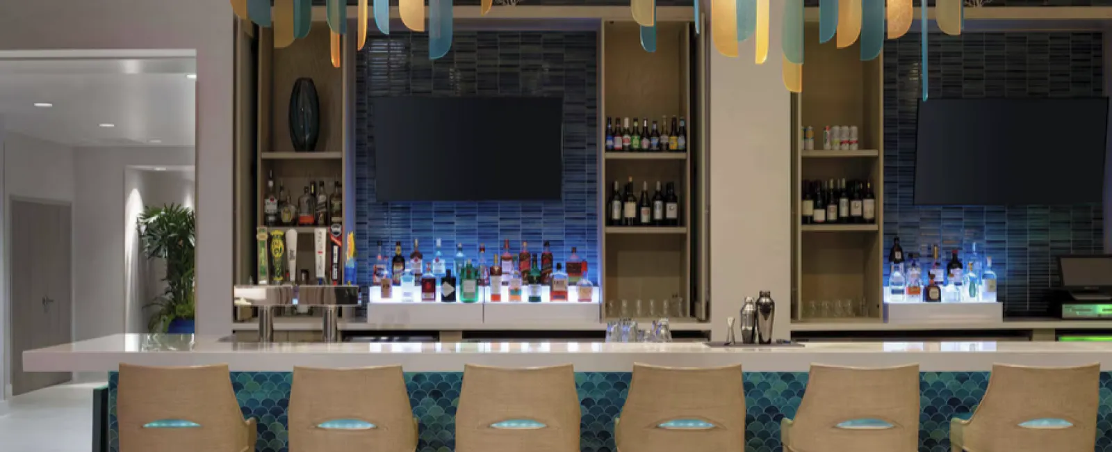 Hyatt Place Custom Bar Millwork and Quartz Countertops