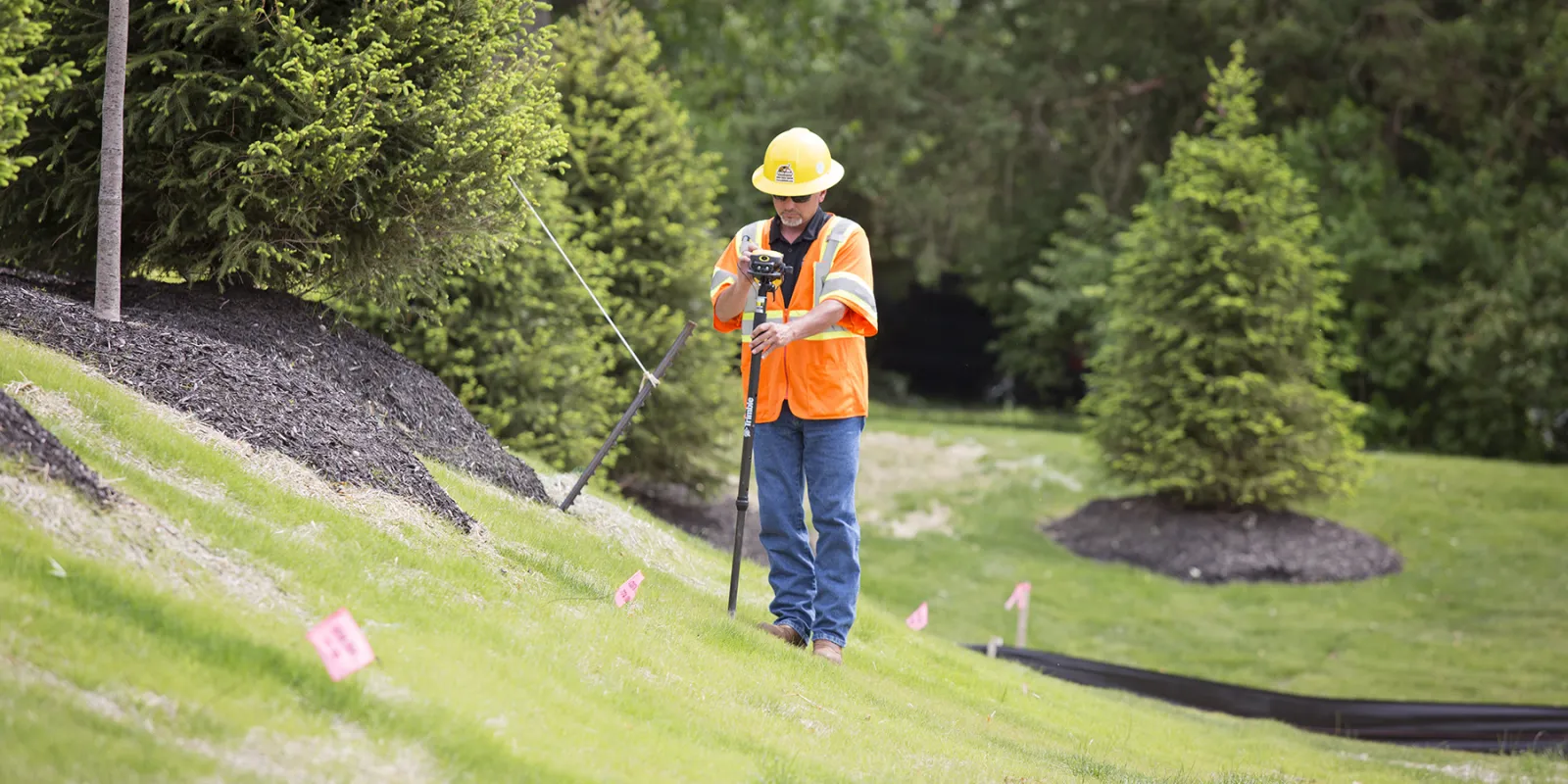 Blood Hound professional for underground utility location services