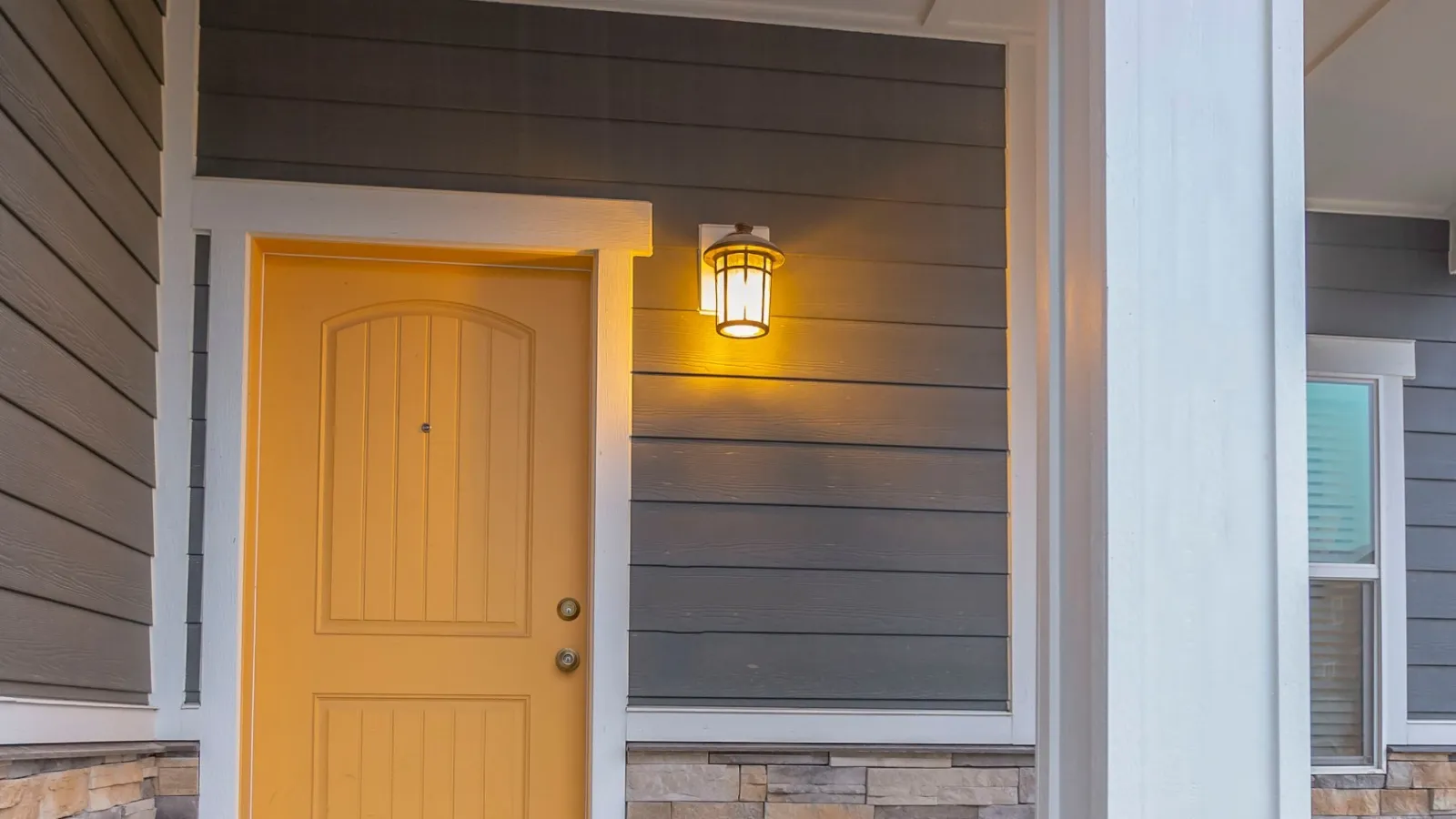 a front porch light