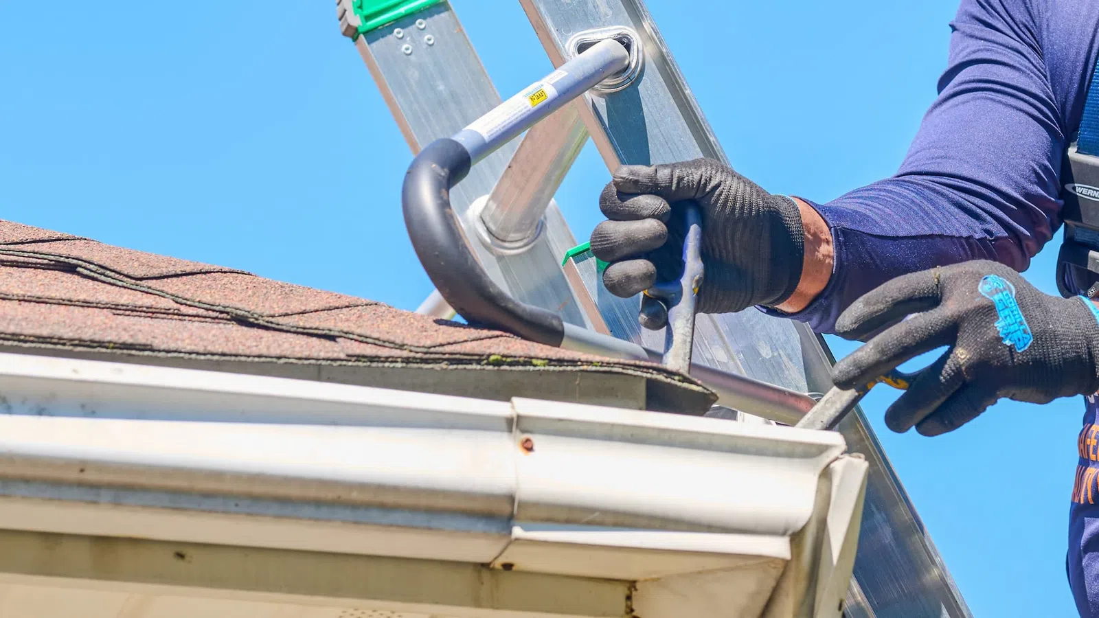 Gutter repair