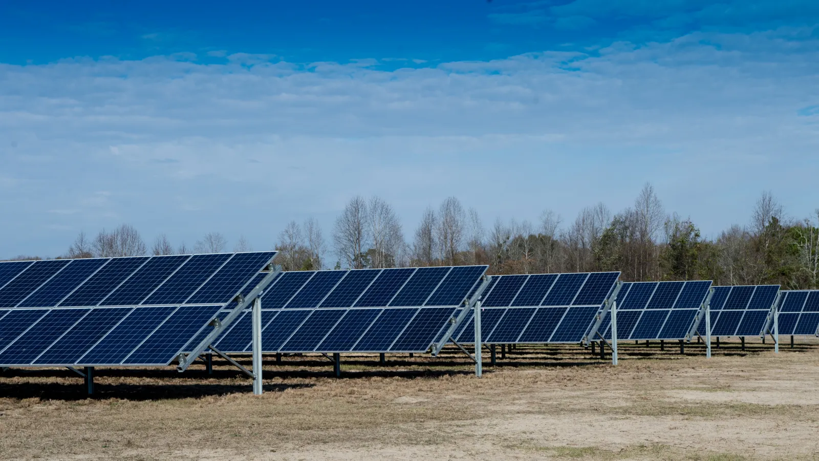 Helical mounted solar panels