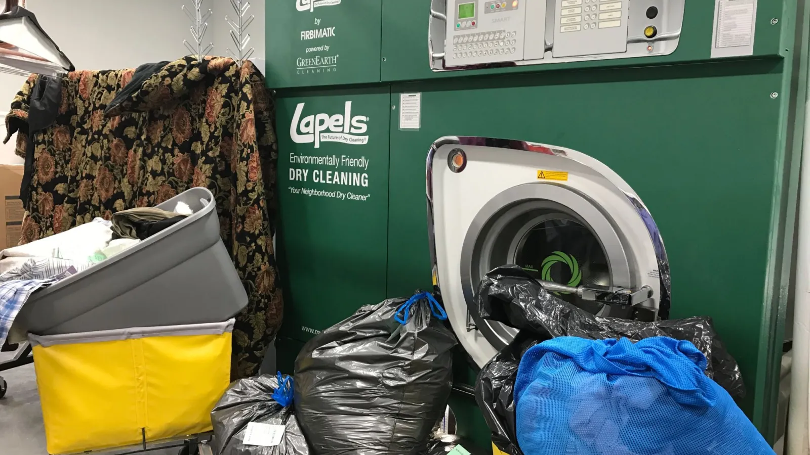 Lapels Dry Cleaning of Katy helps Harvey victims get off to a clean start