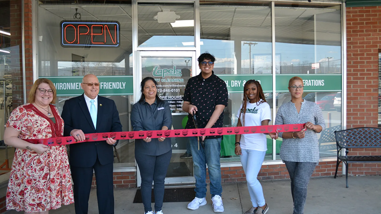 Lapels Dry Cleaning of Wilkes-Barre celebrates Grand Opening, March 18-19