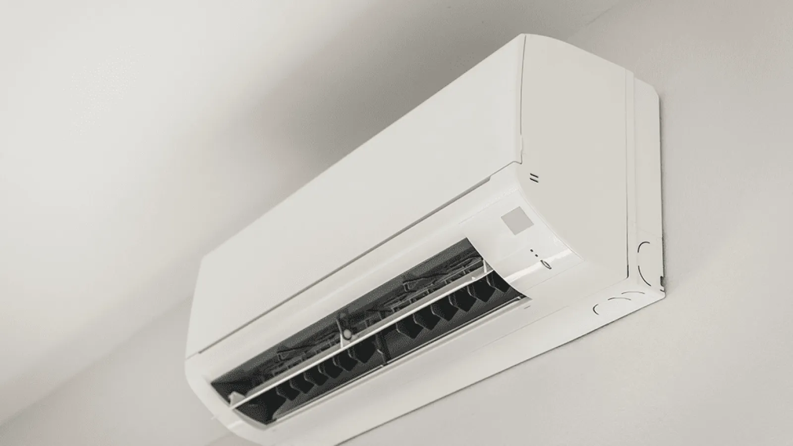 Ductless Air Conditioning in Summer, Ductless Heat in Winter