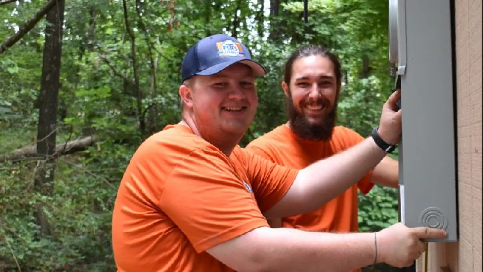 Estes Electrician Installing a New Electrical Panel