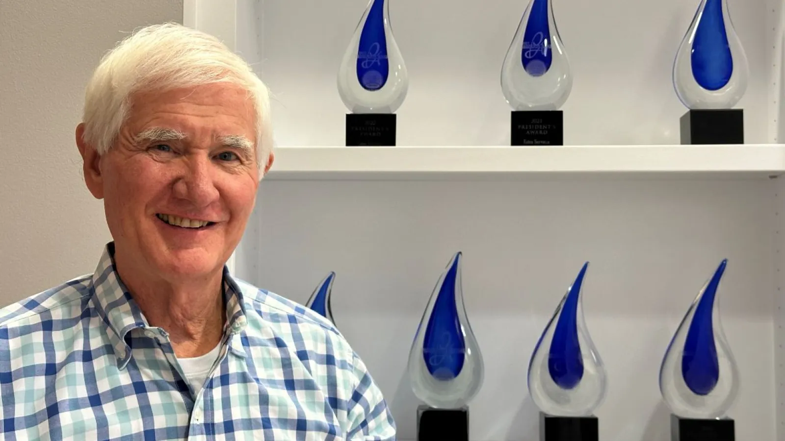 Tommy Estes with the 2024 Presidents award