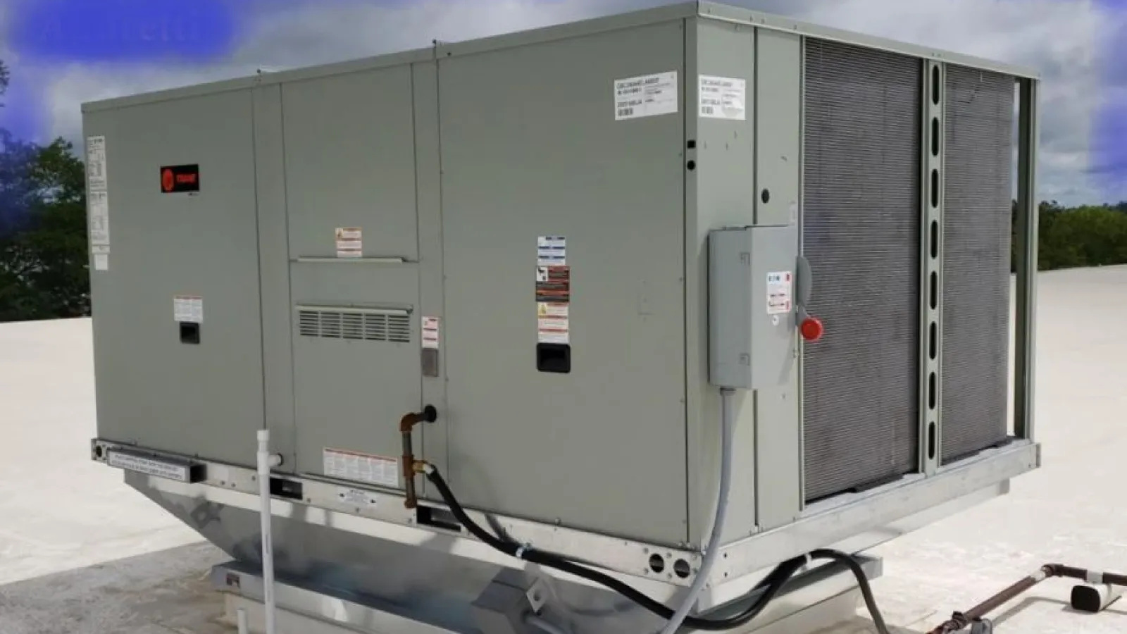 Commercial HVAC Services in a roof of Atlanta Facility