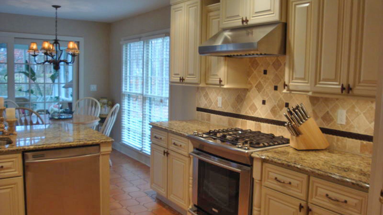 Wineinger Kitchen Stove