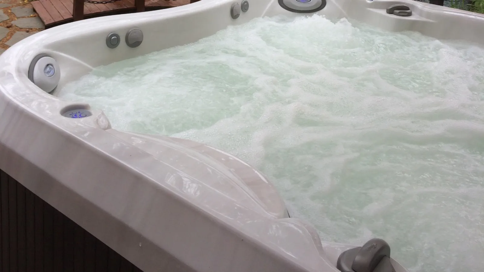 a large outdoor hot tub