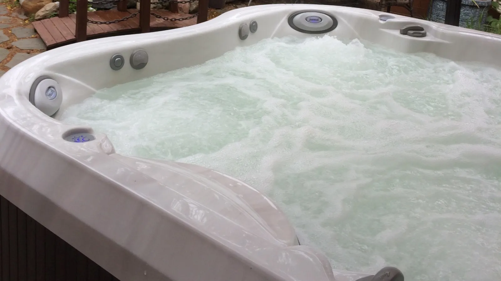 a large outdoor hot tub