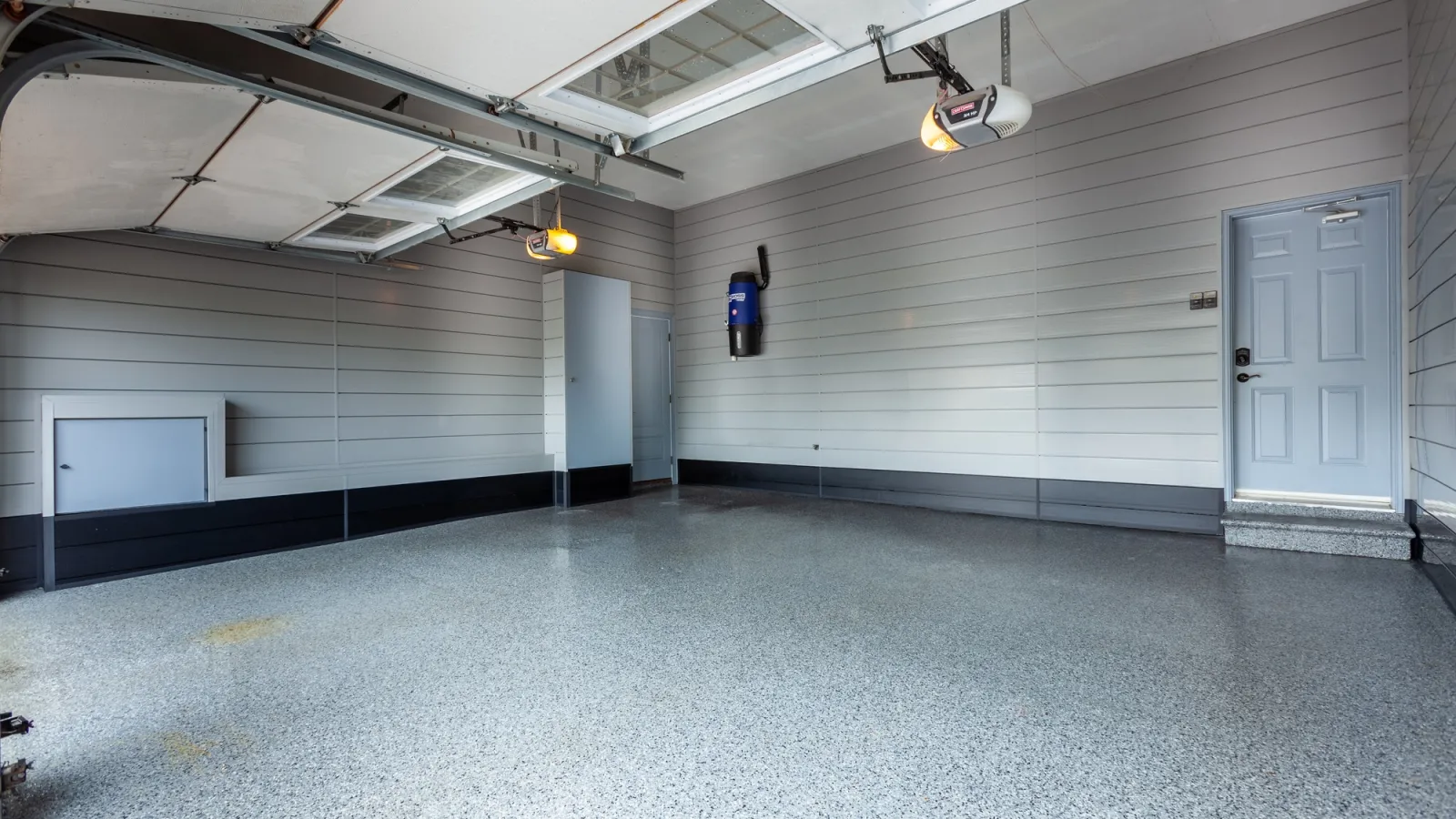 Maximizing Your Garage Space with Storage Solutions