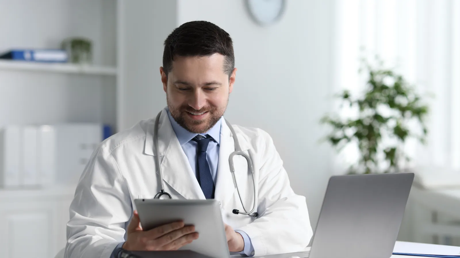 Showcasing Healthcare Compliance Pros Learning Management System (LMS), designed to streamline compliance training with automated reminders, progress tracking, and a comprehensive course library.