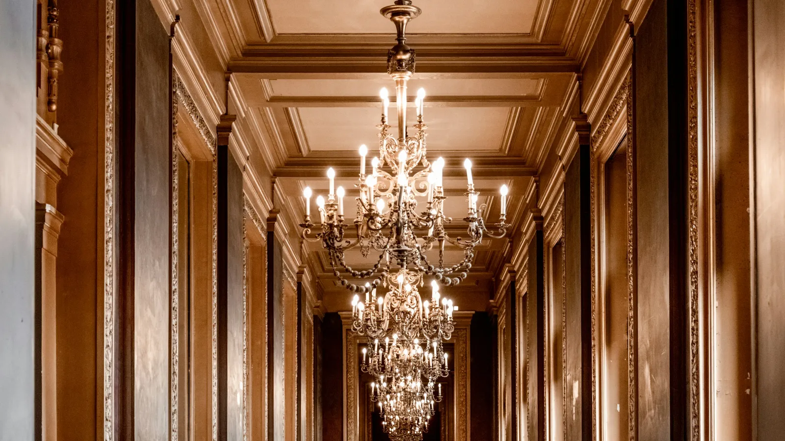 LunsPro Inspection Group providing luxury home inspections in the Southeast for estates, high-end homes, and premium waterfront properties