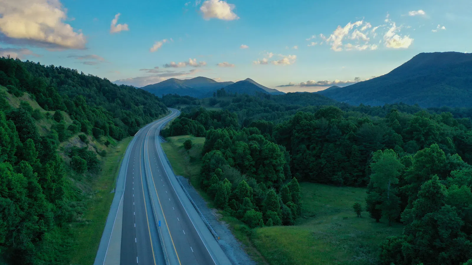 Home Inspectors in Sweetwater, TN, McMinn County, 37874 Home Inspections, Certified Home Inspectors, Residential and Commercial Home Inspections in Sweetwater, TN, McMinn County, 37874