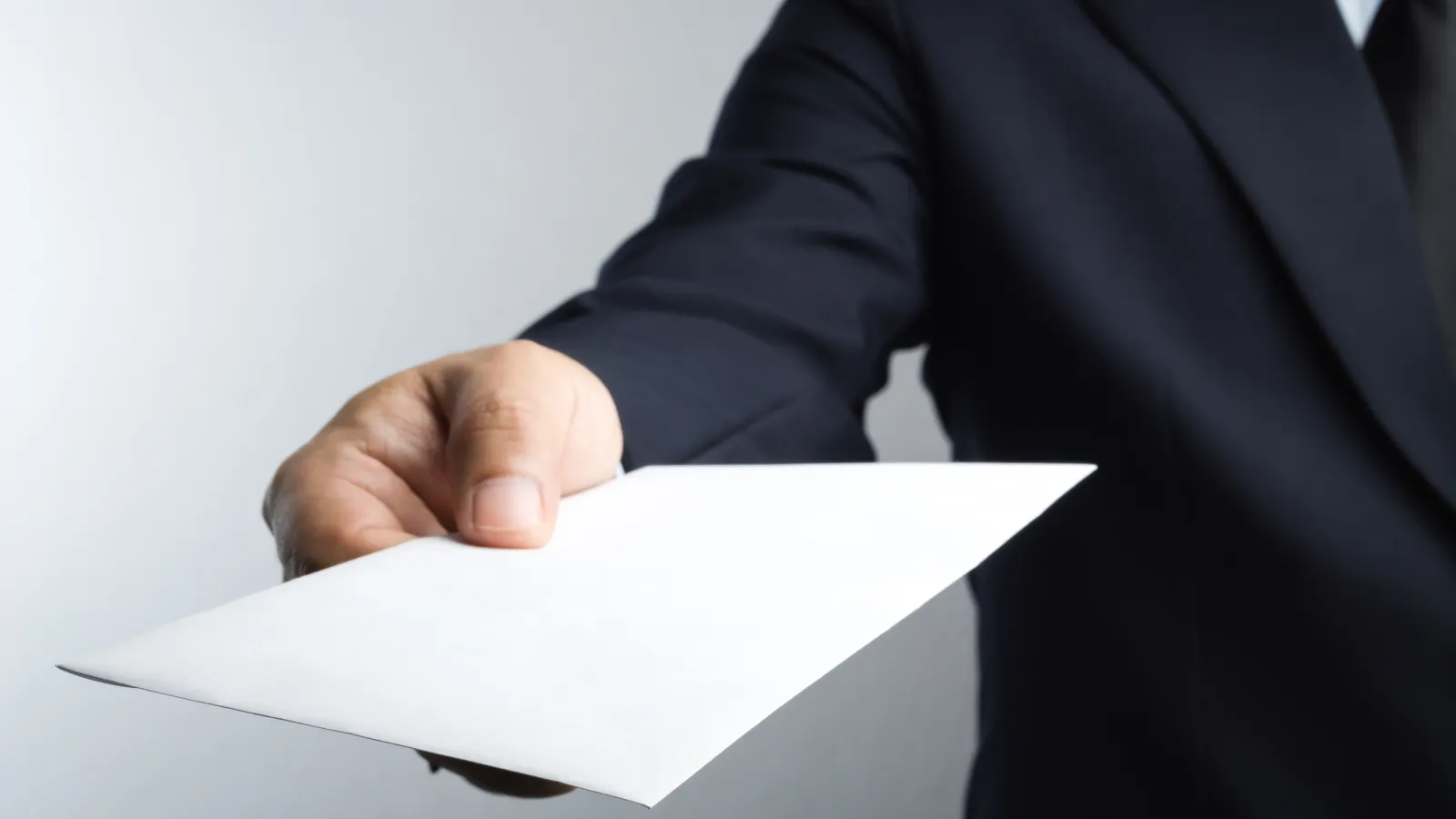 Handing over requests for documents in divorce