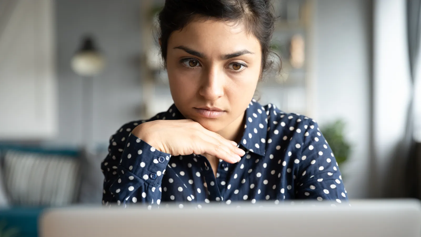 Researching online divorce to save money on divorce