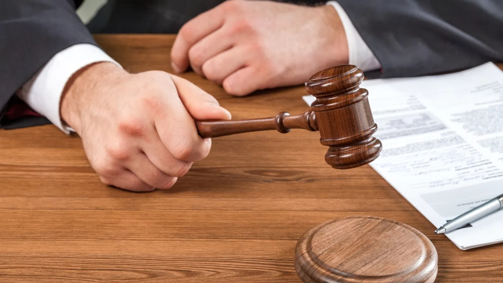 Arbitration vs. Mediation
