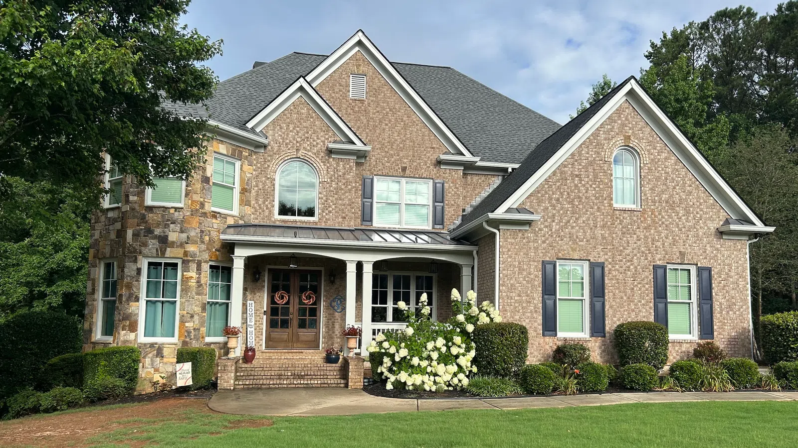 The owner of this large brick home chose NG Windows as their Infinity windows installer