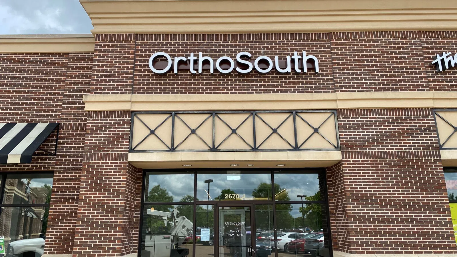 the front of OrthoSouth Hernando