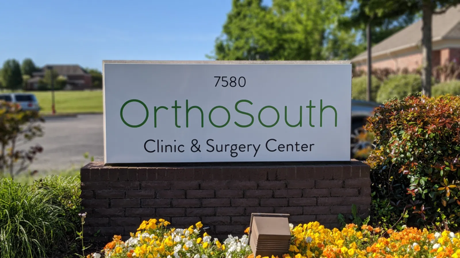 OrthoSouth Southaven clinic sign