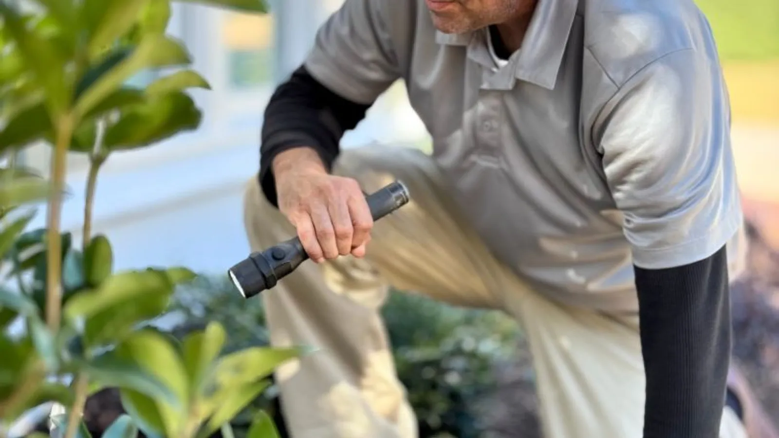 PestNation Pest Technician at a Pest Inspection in Orlando, FL, Pest Control in Orlando, Orlando Pest Control, Orlando Pest Technicians, Orlando Exterminator