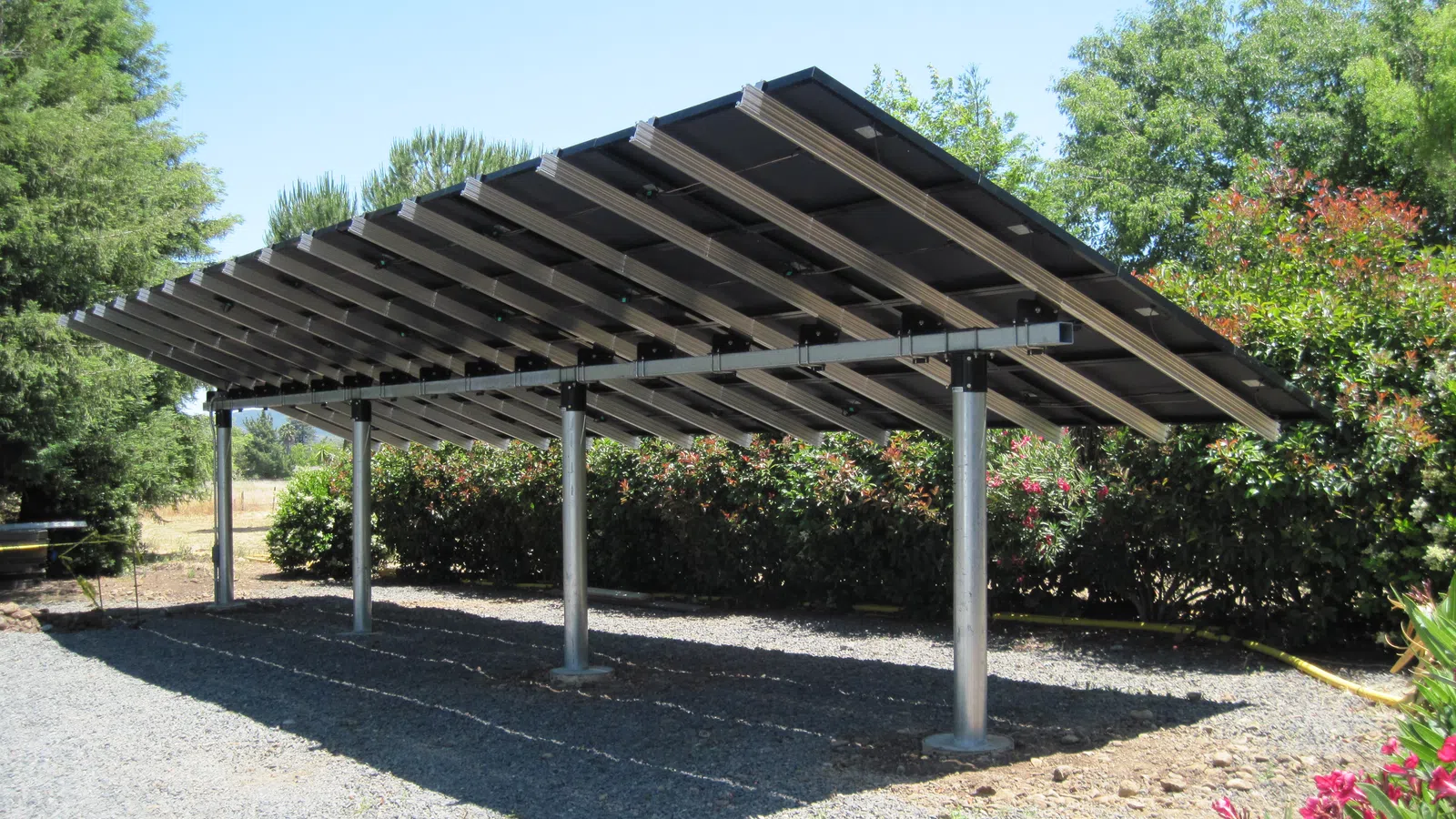 a pole mounted custom solar panel installation in santa rosa