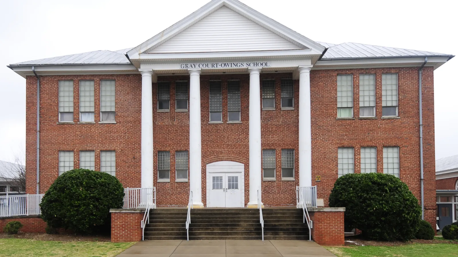 brick building school