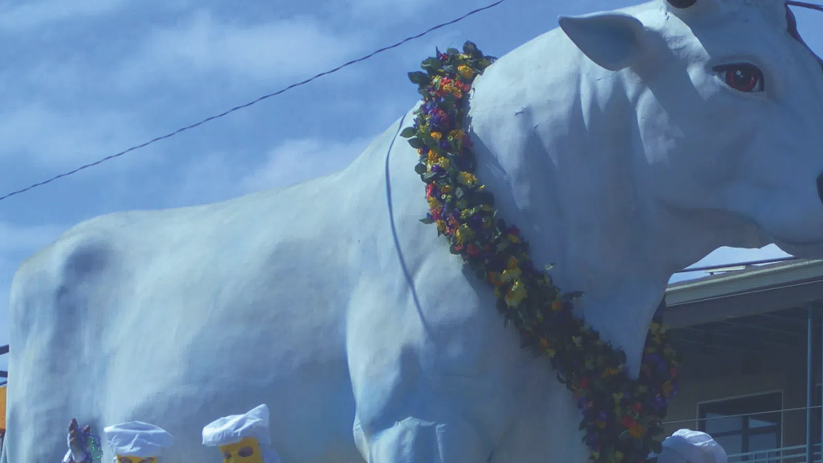 Constructing Carnival:  A Walk Through Mardi Gras World