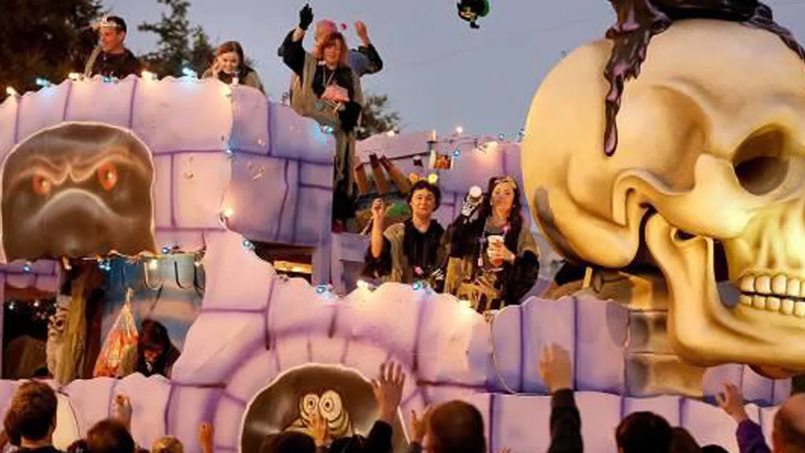 Krewe of BOO! Revamps The Throw Tradition