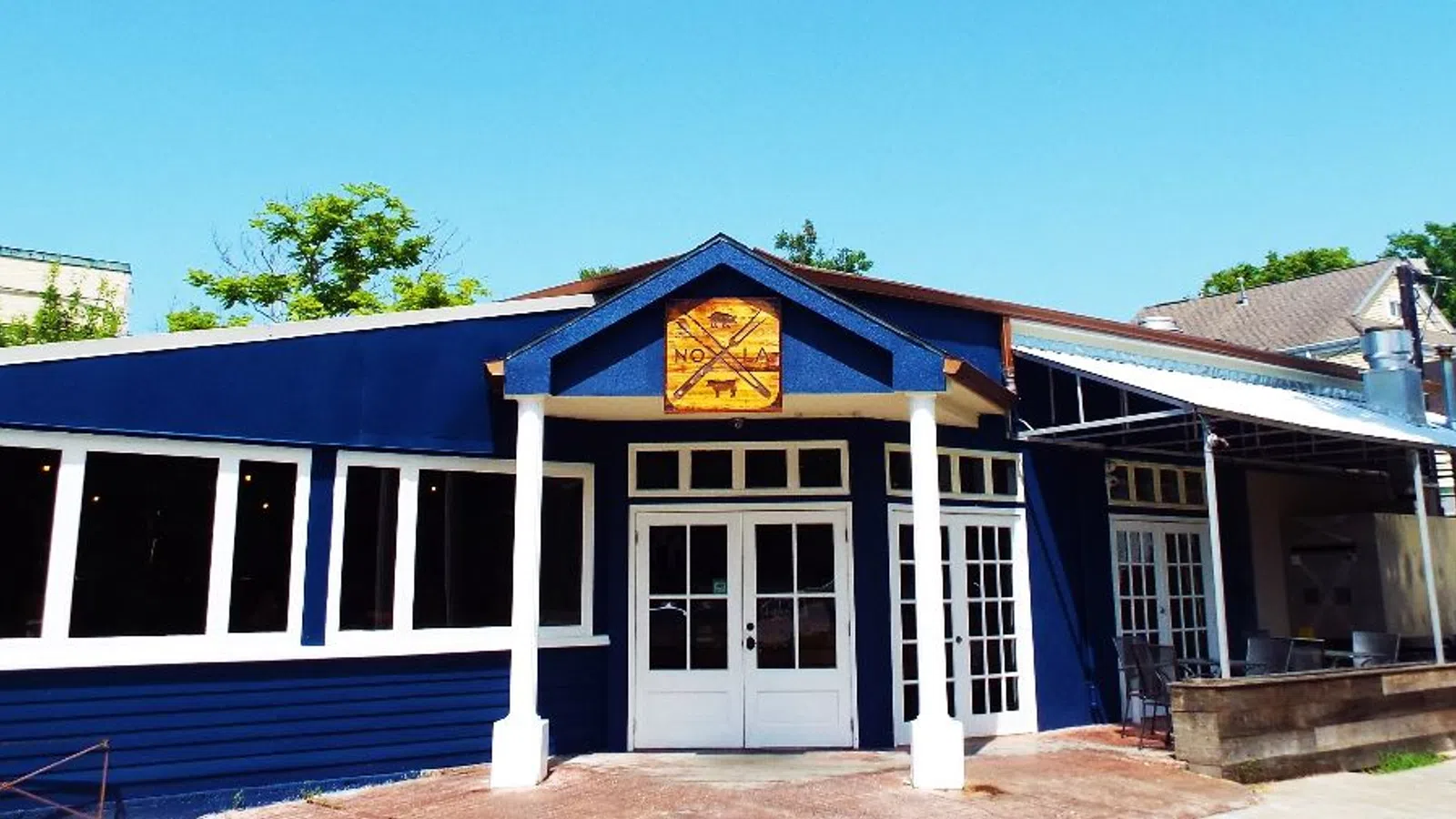 Blue Oak BBQ Dishes Up Authentic BBQ for New Orleans