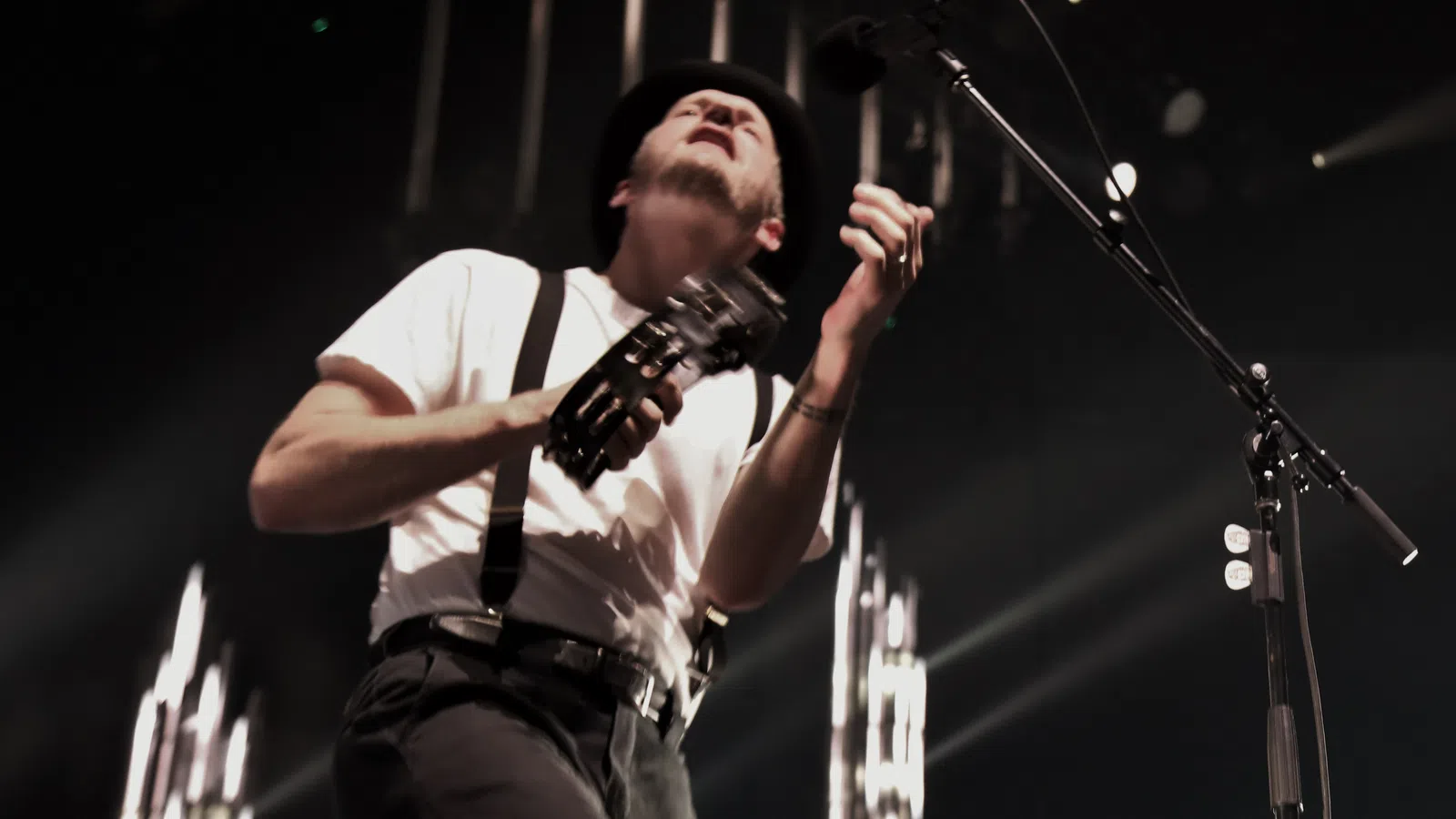 The Lumineers Stop By To Rock Out the UNO Lakefront Arena