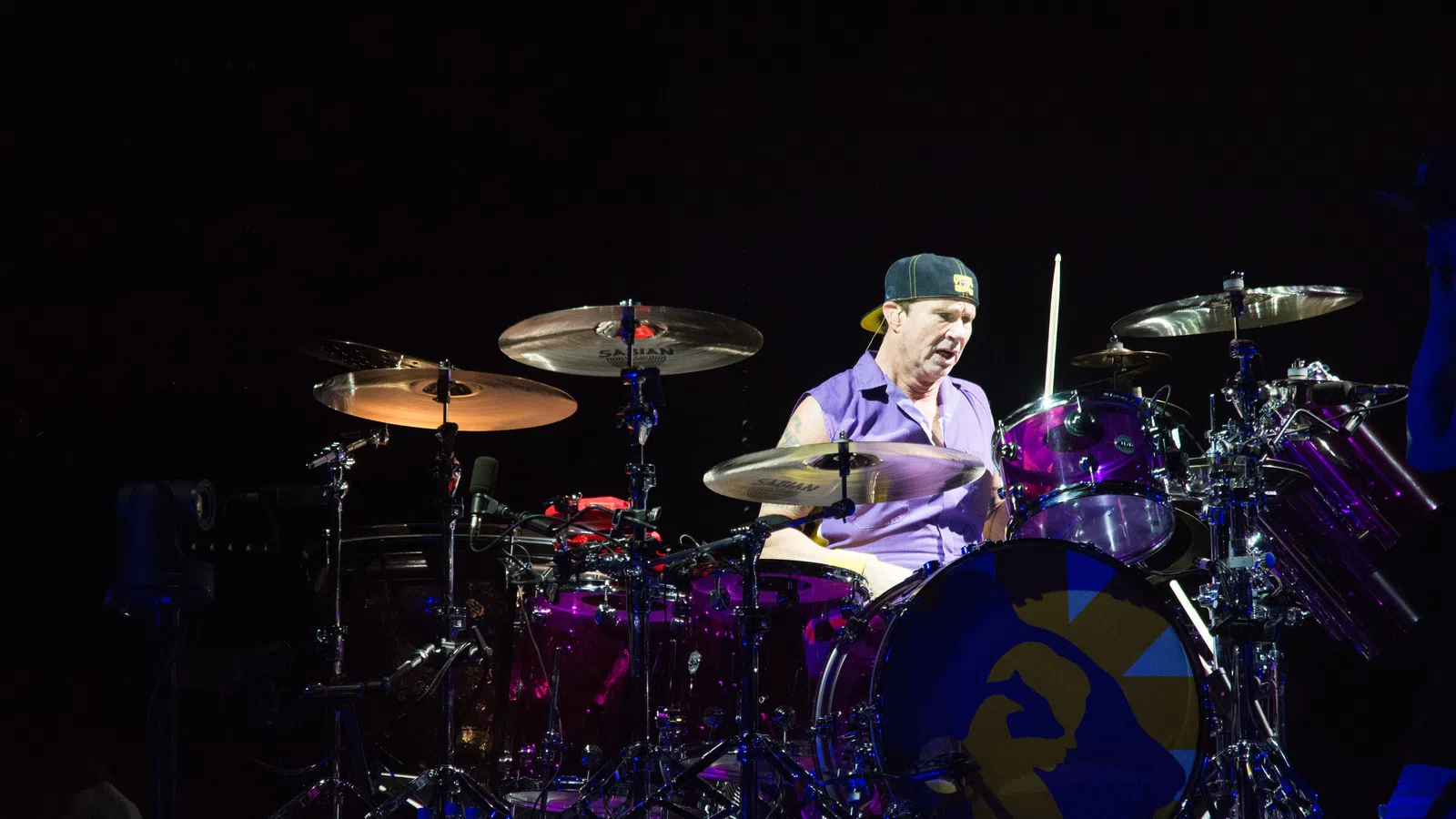 Red Hot Chili Peppers Light Up the Smoothie King Center