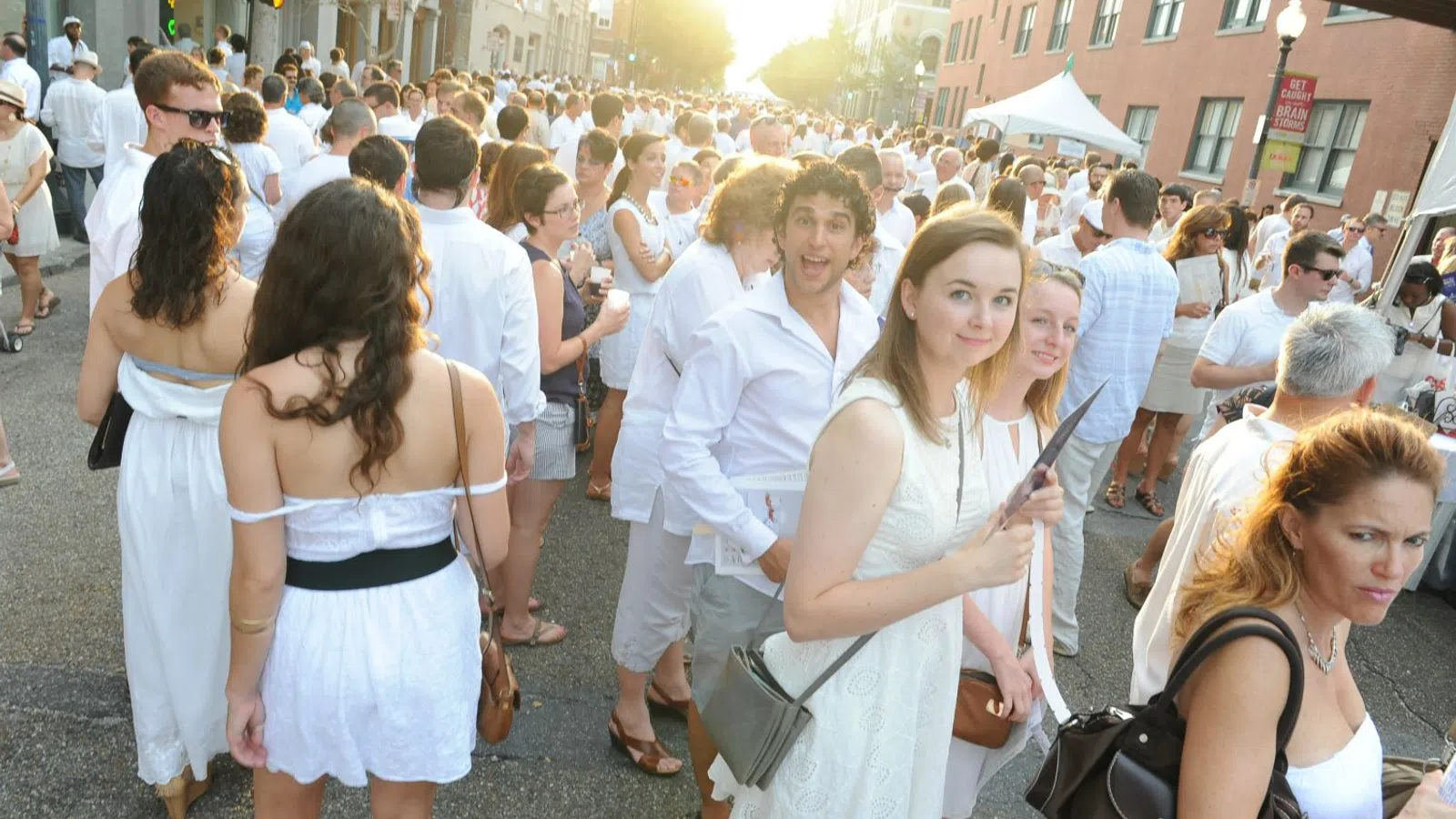 5 Artists and Exhibits to Look Out for on White Linen Night 2016