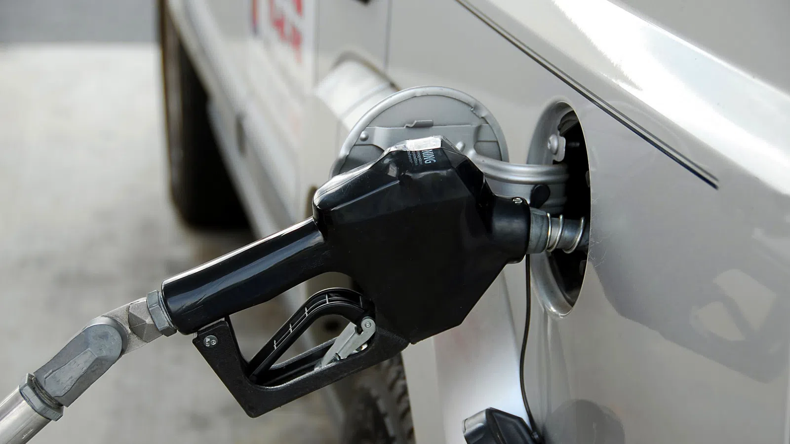 Nationwide Gas Glut Predicted to Lower Prices of Fuel