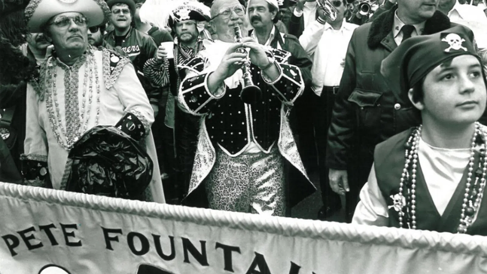 Just A Closer Walk With Thee ? Pete Fountain and Rev. Frank Coco