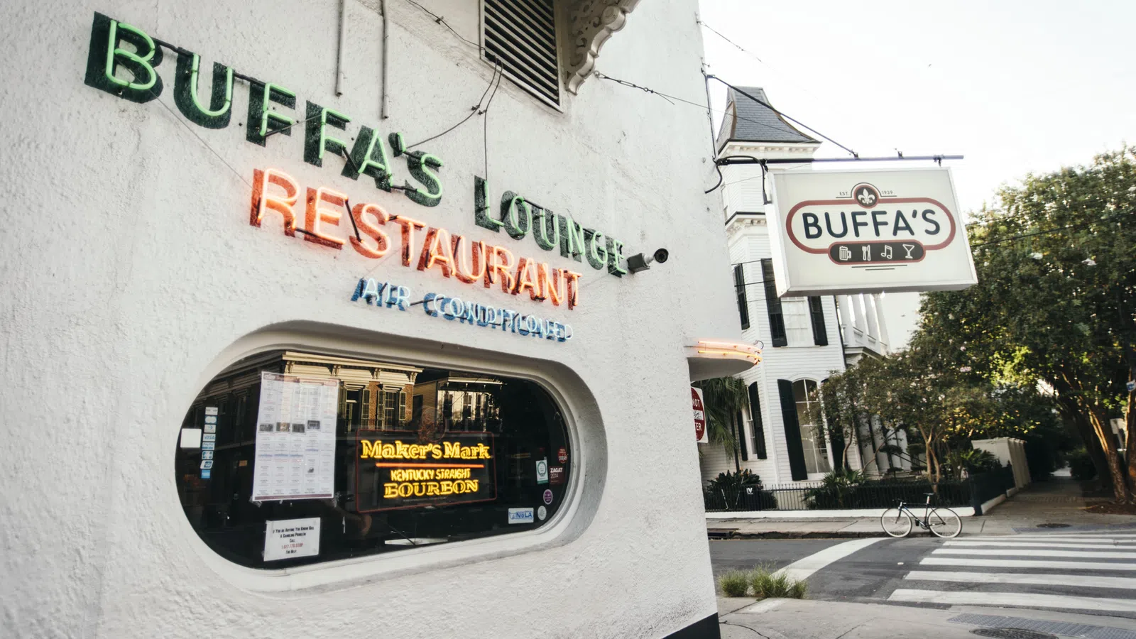2016 New Orleans Bar Guide