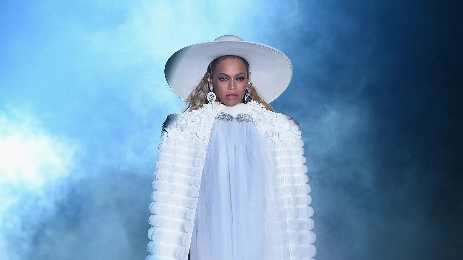Beyonc? Dedicates Huge VMA Win to New Orleans