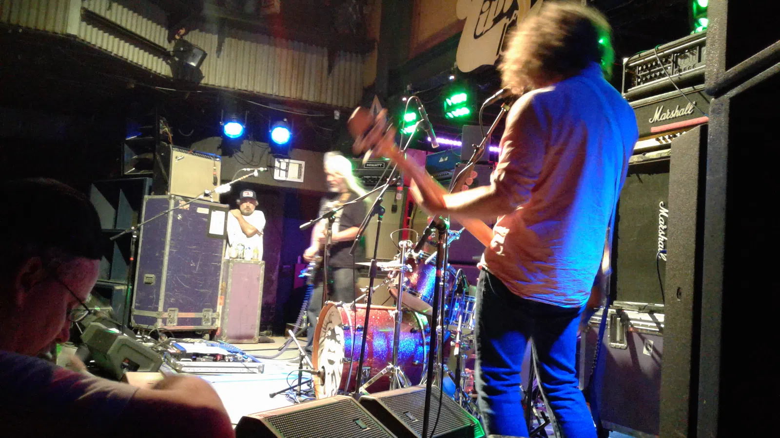 Where You Been? Cuz I Saw Dinosaur Jr. Kill it the Other Night