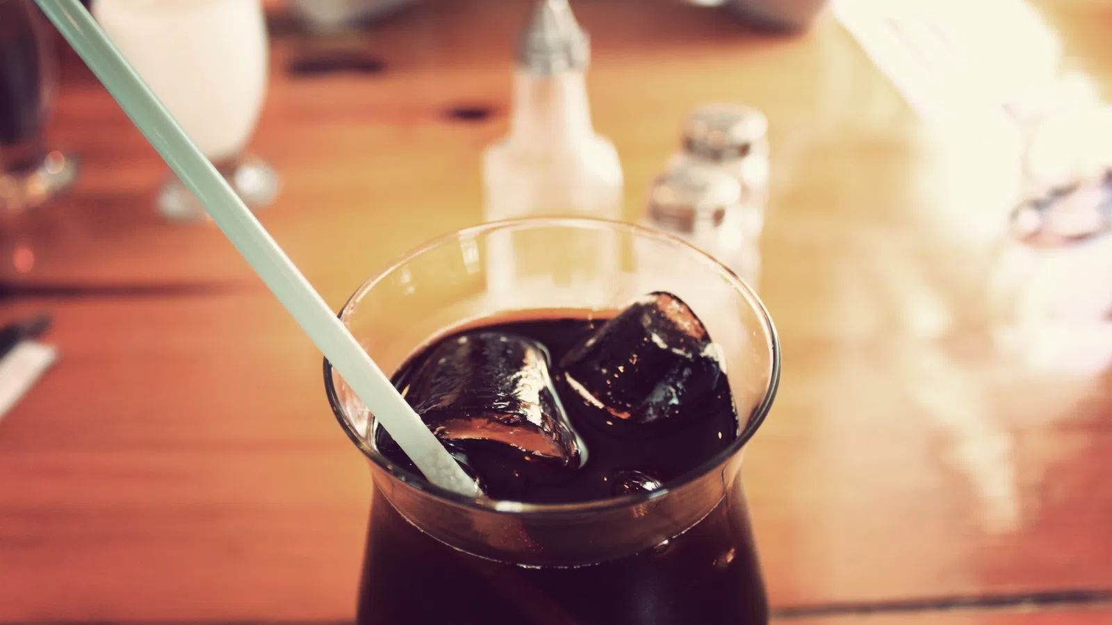 Study Shows Diet Soda Drinkers More At Risk of Stroke & Dementia