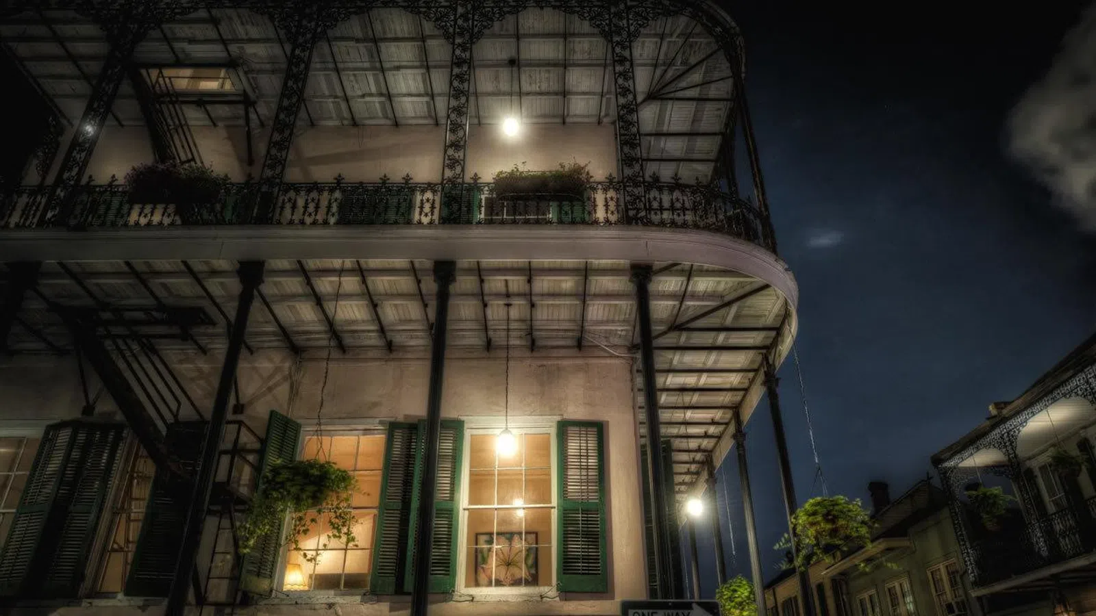 Top 5 Creepy French Quarter Walking Tours