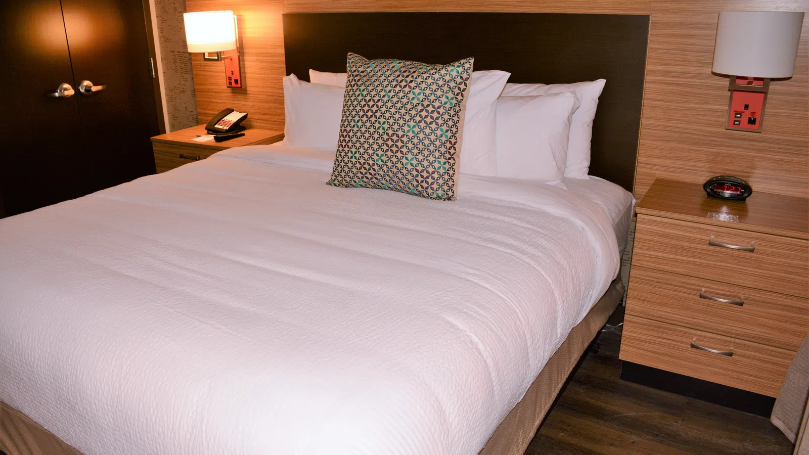 A Sweet Stay at a Suite Hotel: SpringHill/TownePlace Suites Opens on Canal Street 