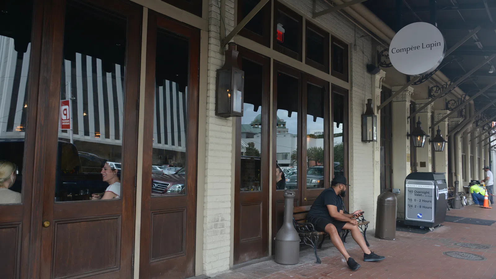 Comp?re Lapin featured on the Fifth Episode of Where Hollywood Eats