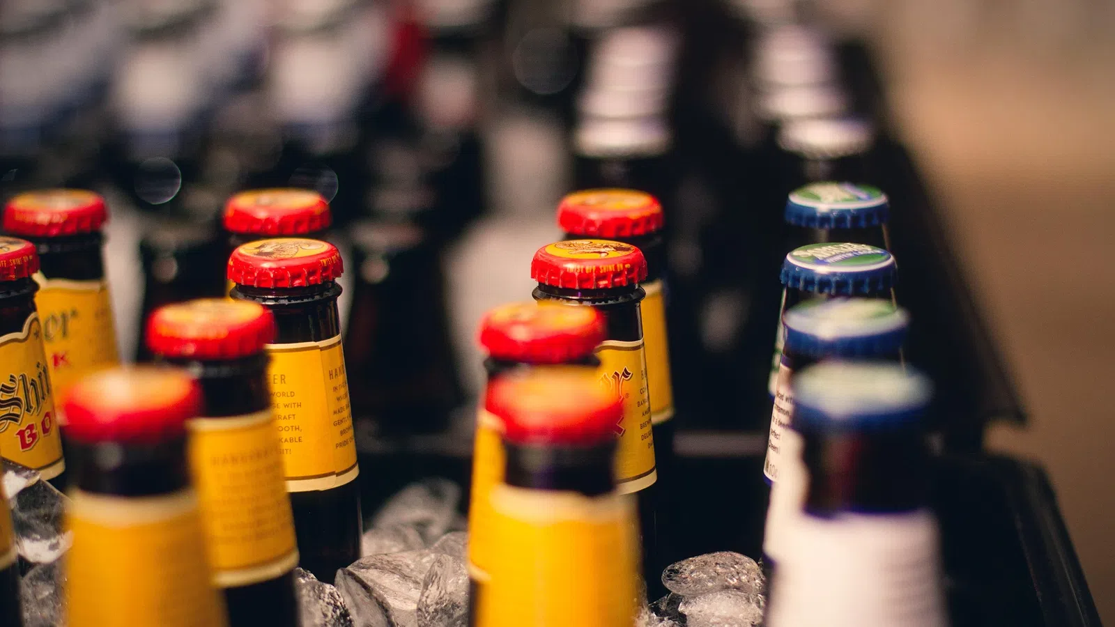 5 Best Drinking Games to Play at Home