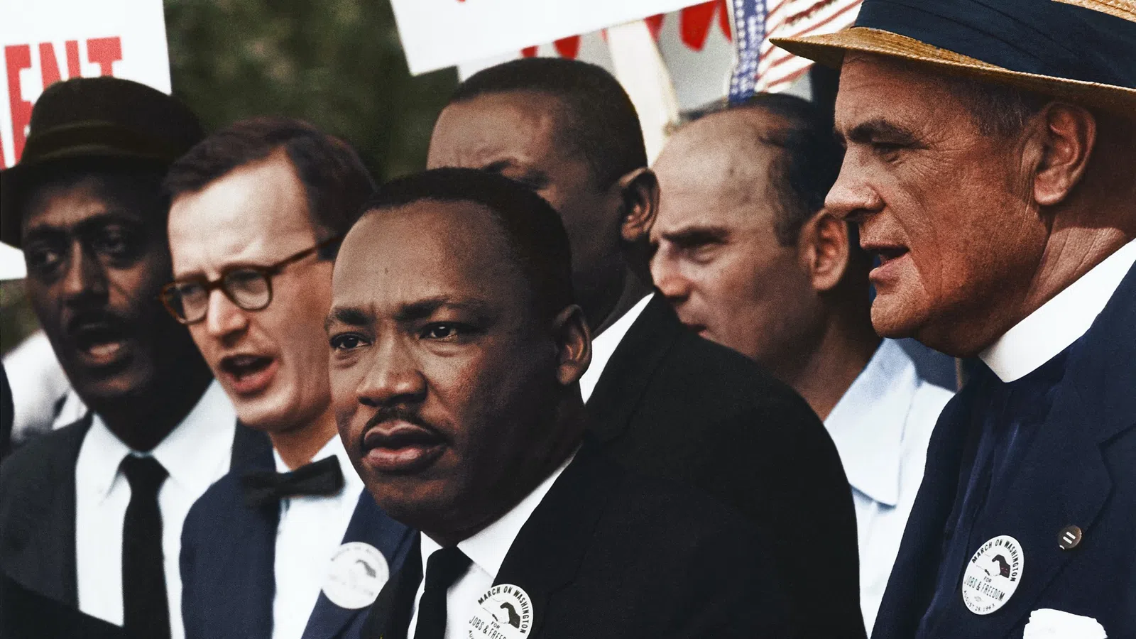Martin Luther King, Jr., Eugene Carson Blake et al. are posing for a picture