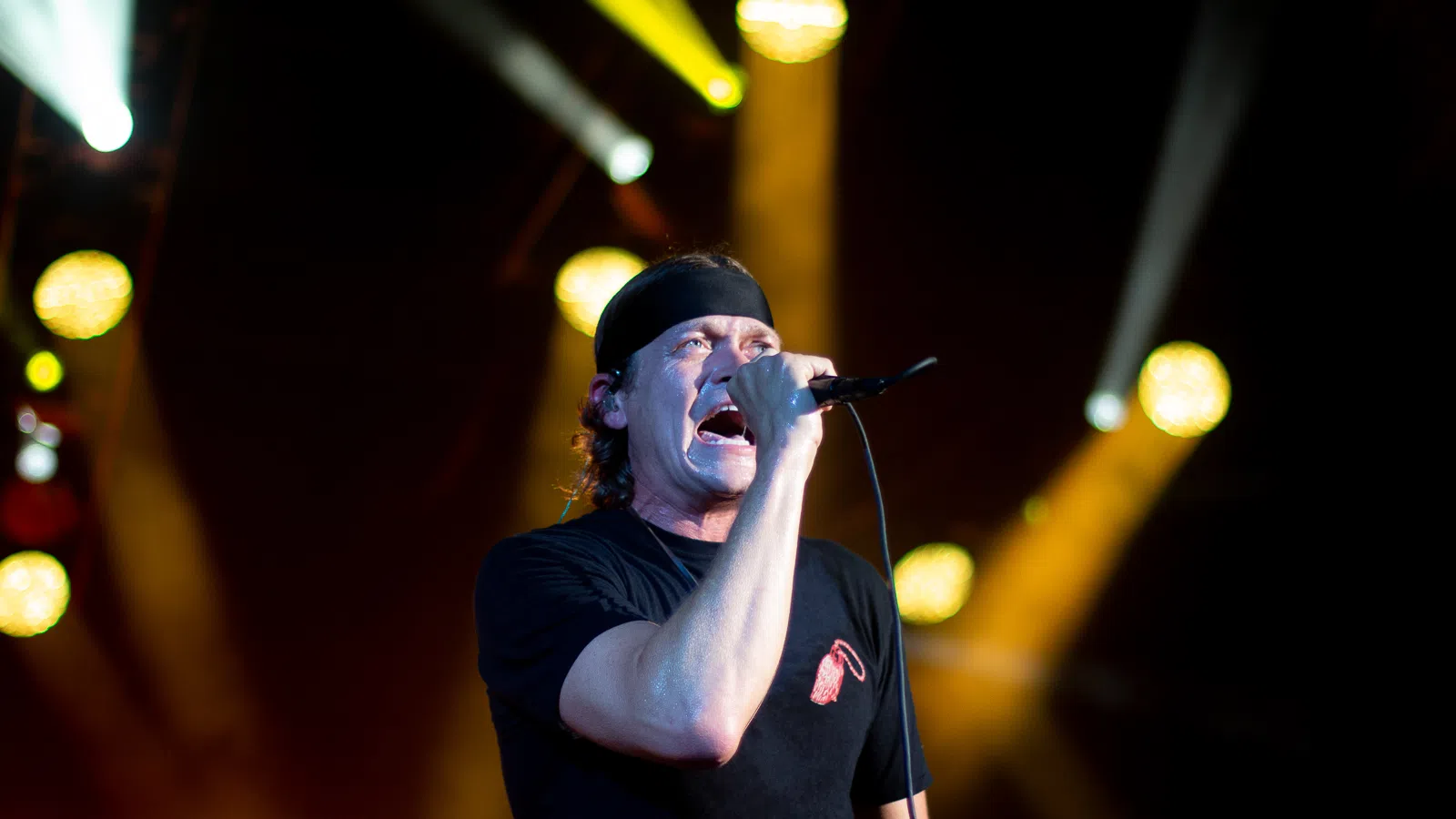 3 Doors Down Rocked Champions Square